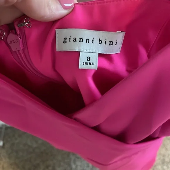 5/$40 Gianni bini dress - Picture 3 of 4